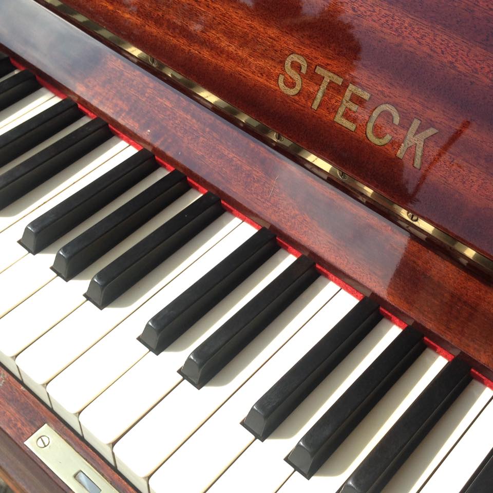 STECK mahogany upright piano